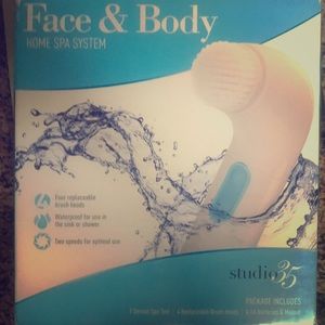 Brand new in box face  scrub set